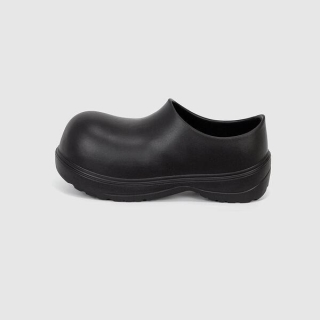 GO43 아크론 볼드 클로그 | 블랙